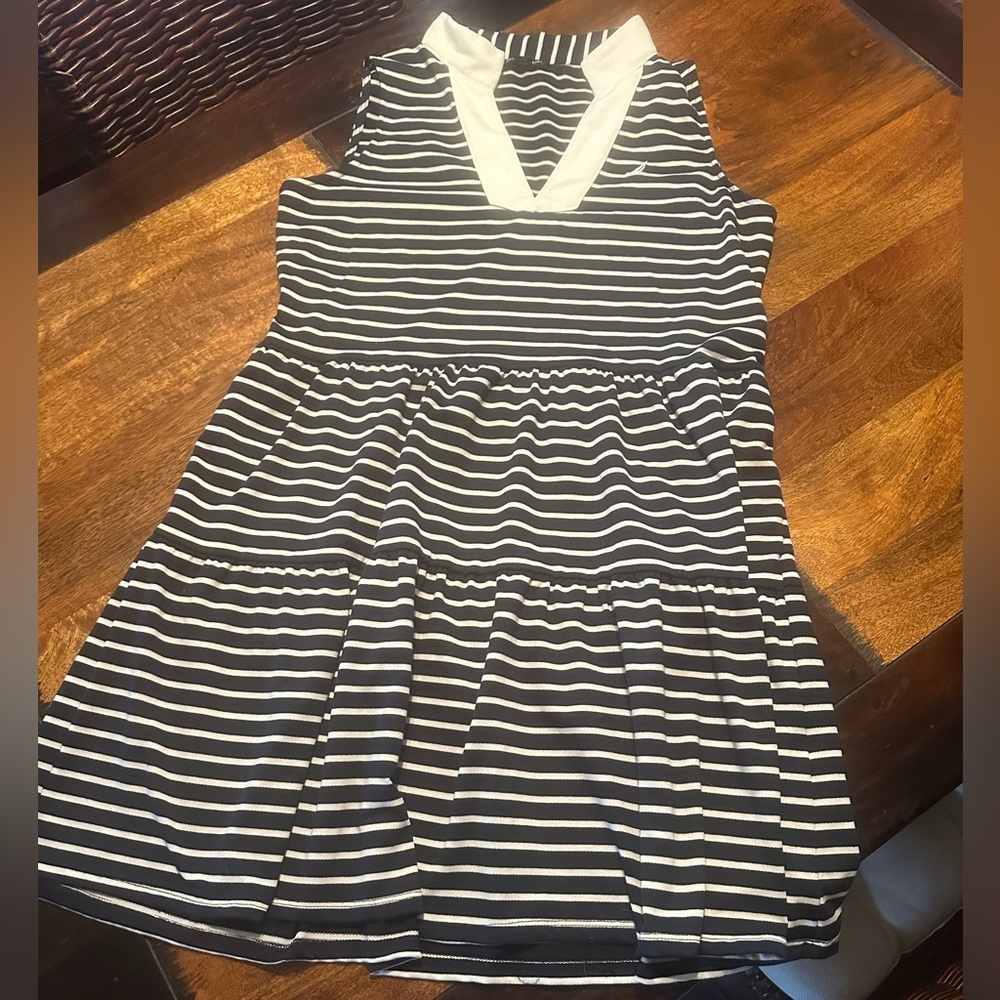 Nautica Jeans lovely tiered casual striped dress. Size Large EUC